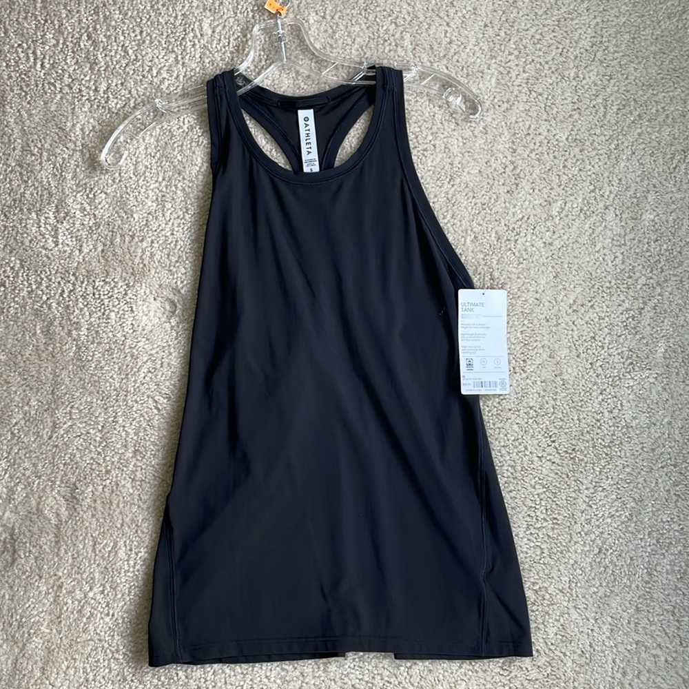 Athleta Ultimate tank black NWT